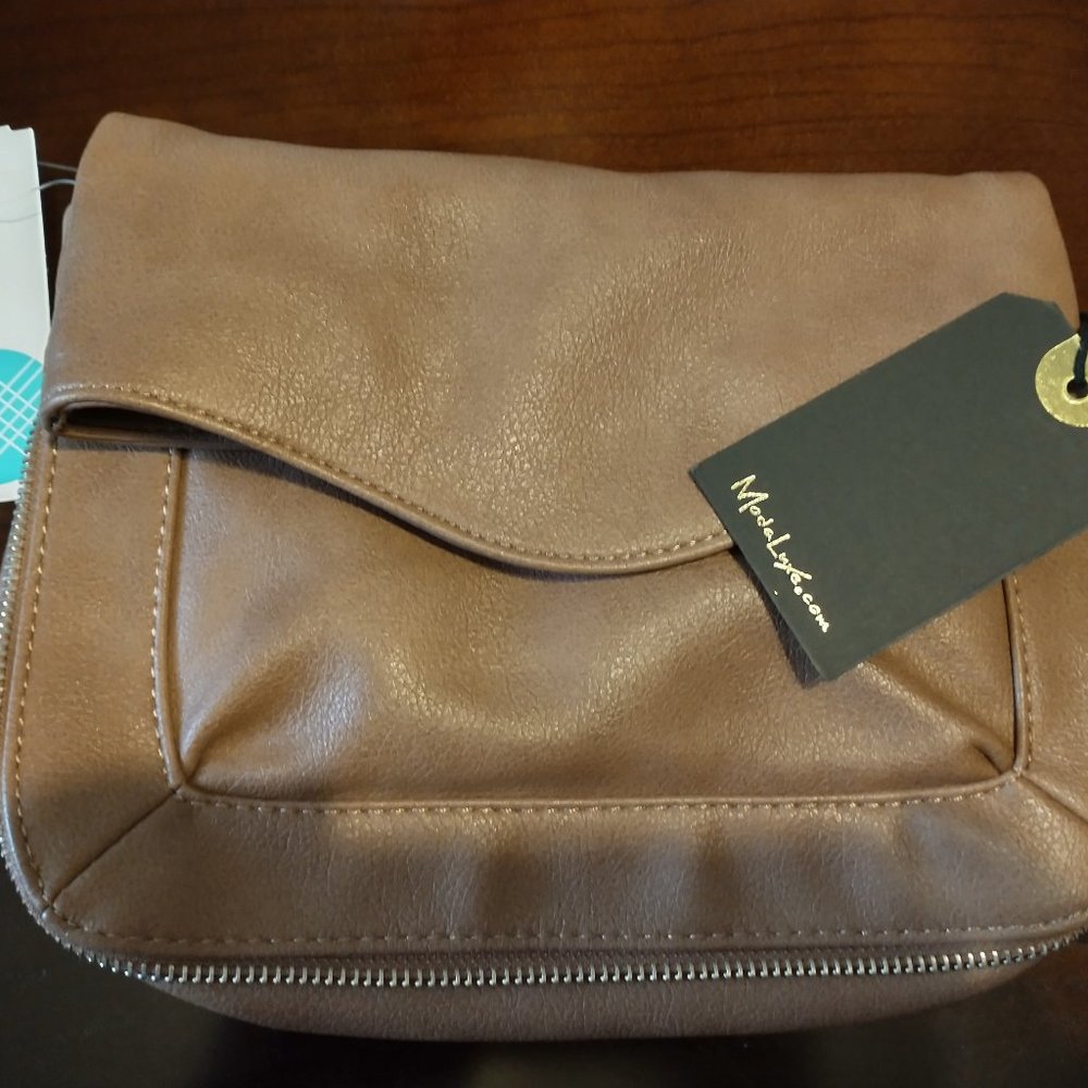 MODA LUXE DANDELION MESSENGER BAG...... NWT